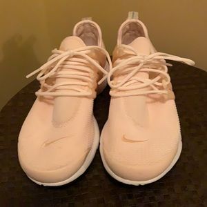 Nike Air Presto Storm Pink size 7.  In excellent condition. Like new